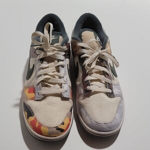 Nike Men's Camouflage Sneakers with Multicolor Accents